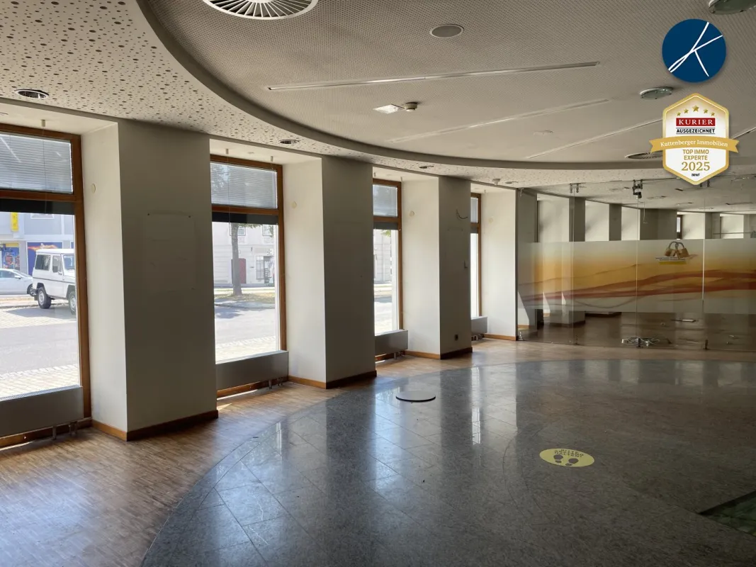 515m² Geschäfts-Bürofläche am Beginn der Fußgängerzone in Bruck/Leitha - Bild 1