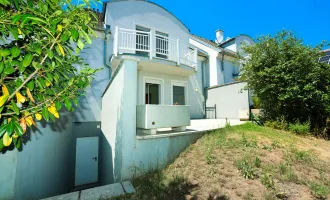 Großzügiges Familienhaus, 5 Zimmer, Vollkeller, Fußbodenheizung, Großer Garten, Garage plus weiterer Abstellplatz, Grünlage