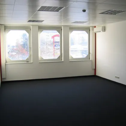 ++ Gewerbeobjekt im Wirtschaftszentrum Spielberg zu verkaufen ++ - Bild 2