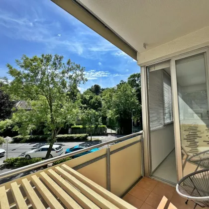 Stylisches Studio mit Balkon & Wintergarten - Bild 2