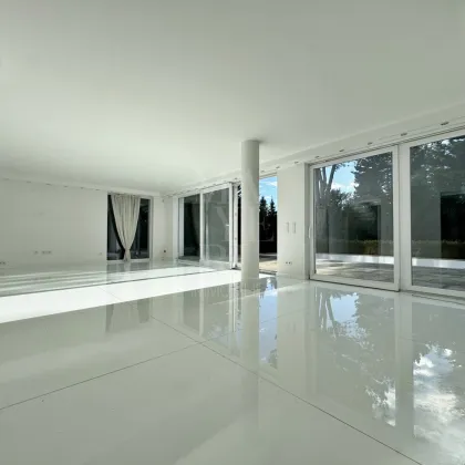 Repräsentative, moderne Villa mit Pool in absoluter Grünruhelage - Bild 3