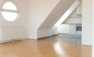 Wunderschöne 2-Zimmer Dachgeschosswohnung Nähe U4/U6 Längenfeldgasse (befristet vermietet)