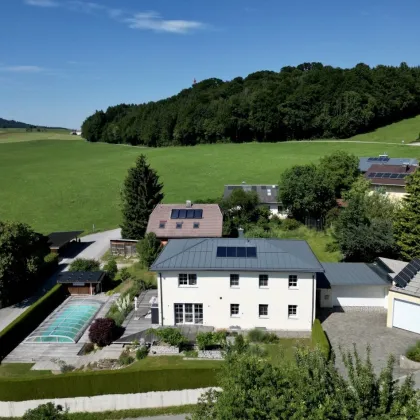 Einfamilienhaus mit Pool und großem Garten in Köstendorf - Bild 2