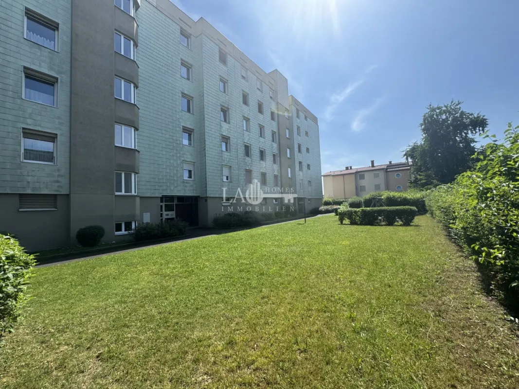 3-Zimmer-Wohnung mit großzügiger Terrasse und Garage ! - Bild 1