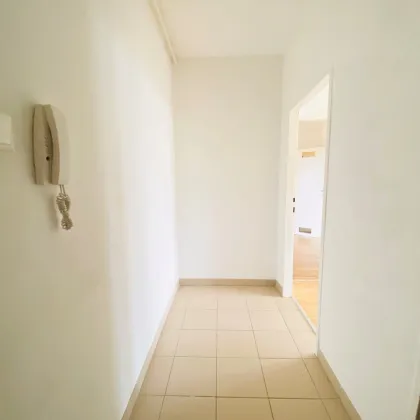PROVISIONSFREI!  FAMILIENHIT - 3-ZIMMER-WOHNUNG IN SEHR GUTER WOHNLAGE! - Bild 3