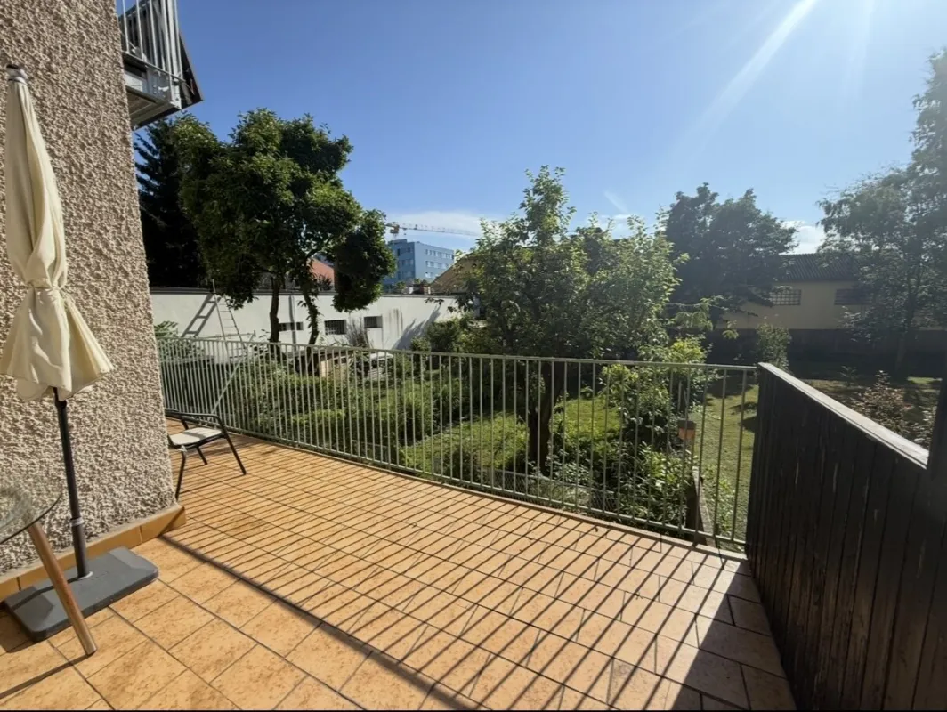 Traumhafte 2-Zimmer Altbauwohnung mitten im Zentrum! - Bild 1