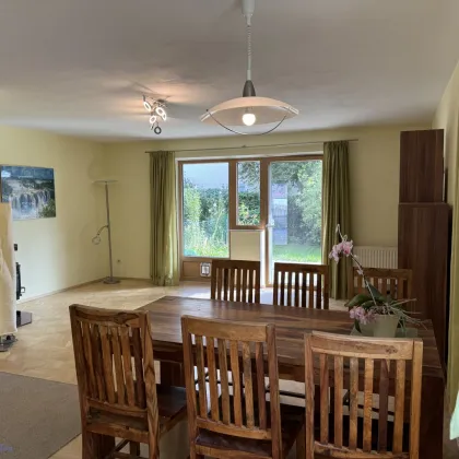 Gelegenheit - KAUF LIEFERING Theodostraße - Wohnen bei den Salzachseen: Großzügiges Familien-ECK-REIHENHAUS in Ruhelage - Bild 2