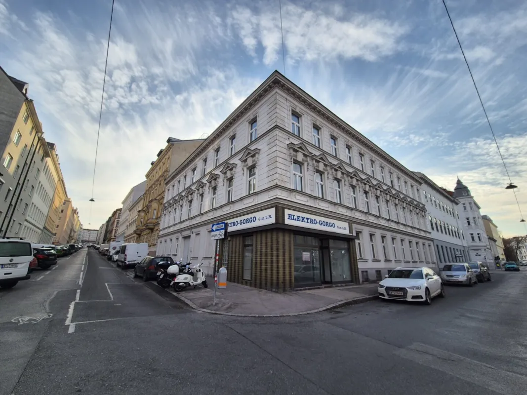 Mehrfamilienhaus mit Potential nächst Schönbrunn - Bild 1