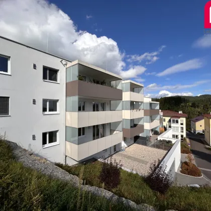 Erstbezug in Reichenau: Traumhafte 3-Zimmer-Wohnung mit Loggia & Garage! - Bild 2