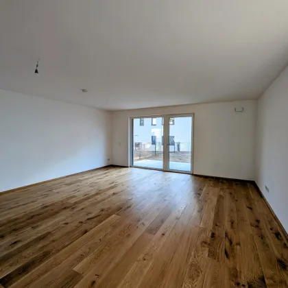 Großzügige 4 Zimmer Erstbezugs-Garten-Wohnung im Ortszentrum von Hallwang! - Bild 3