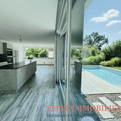 Modernes Haus mit Garten, Pool und Fernblick - Bild 3
