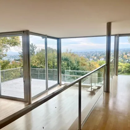 Wohngenuss mit Traumfernblick: Teilmöblierte Traumvilla mit Outdoorpool, Garten, Sauna, Jacuzzi Indoor, Tischtennistisch, etc. - Bild 2