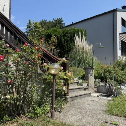 !!! RESERVIERT!!! Wohnen in bester Siedlungslage – Traumhaftes Einfamilienhaus mit Pool, Wohnkeller, Doppelgarage .... - Bild 2