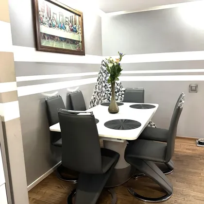 Geräumige 4-Zimmer-Wohnung mit Loggia in 1100 Wien – Ihr neues Zuhause für 379.000 €! - Bild 2