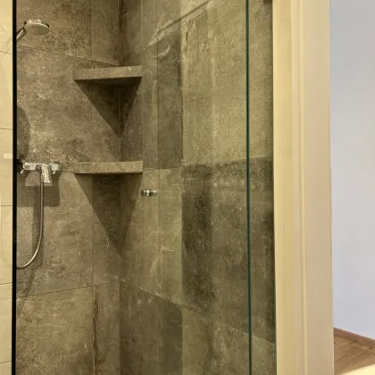 Moderne 2-Zimmer-Wohnung mit Balkon & Tiefgarage – Zentrale Ruhelage in Wörgl - Bild 3