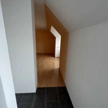 Dachgeschoßwohnung in Horn - Bild 2