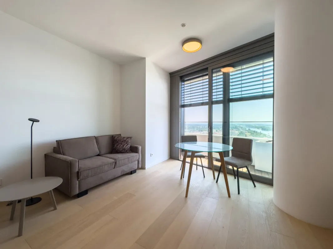 LUXUS ÜBER DEN DÄCHERN WIENS – IHR APARTMENT IM HÖCHSTEN WOHNTURM ÖSTERREICHS - Bild 1