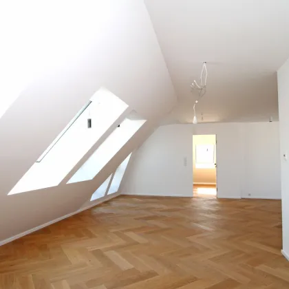 Exklusive Dachgeschosswohnungen mit Außenflächen in einem schönen Altbau - Bild 3