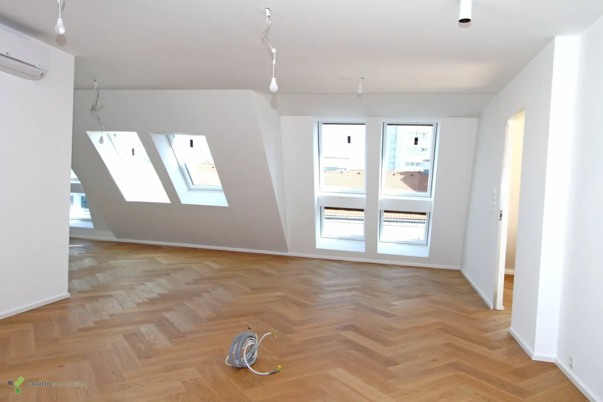 Exklusive Dachgeschosswohnungen mit Außenflächen in einem schönen Altbau - Bild 1
