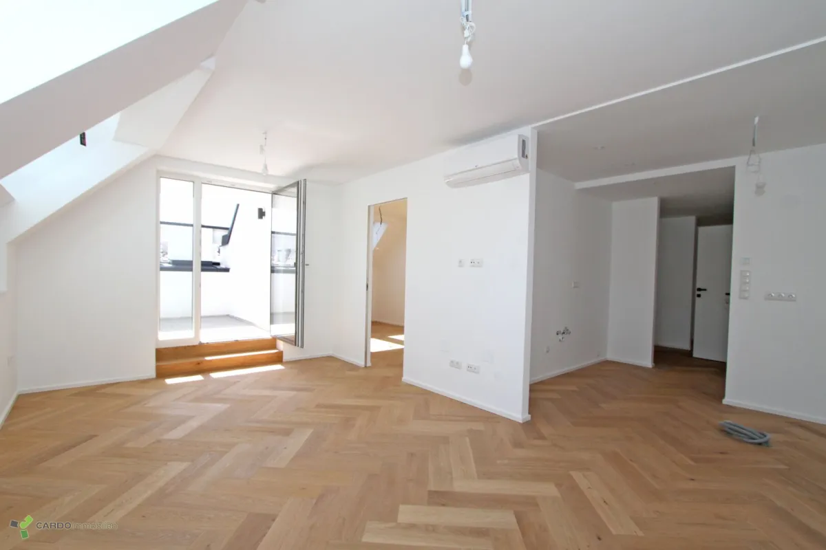 Exklusive Dachgeschosswohnungen mit Außenflächen in einem schönen Altbau - Bild 1