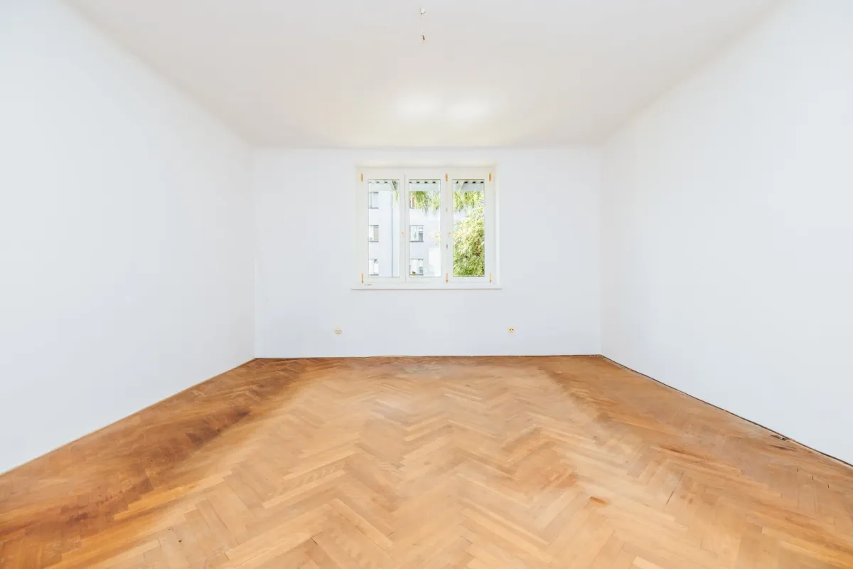 GEIDORF I ZENTRALE STADTLAGE I GRÜNBLICK I RUHIGES WOHNUMFELD I BADEZIMMER MIT DUSCHE UND FENSTER I PROJEKT WOHNEN I - Bild 1