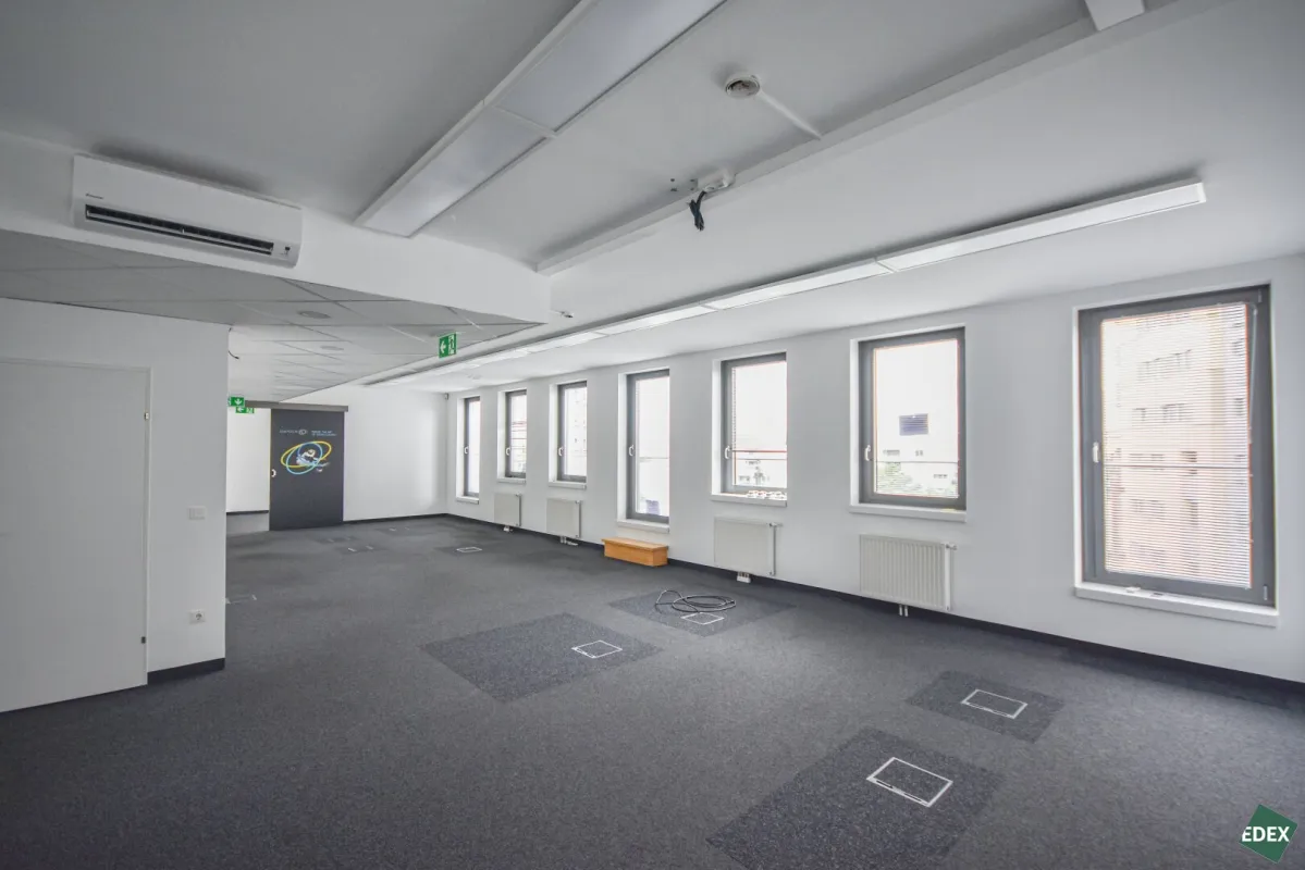 Bürofläche mit optimaler Anbindung - Bild 1