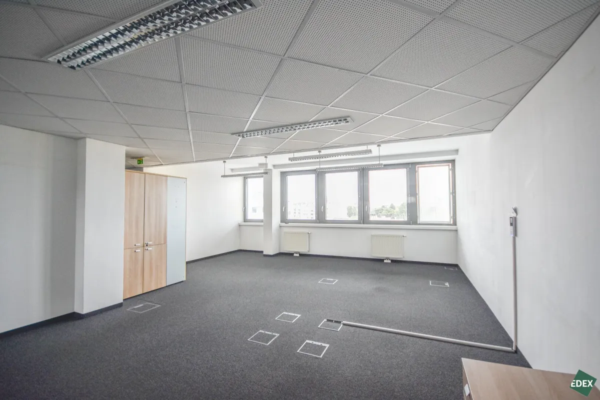 Moderne Bürofläche mit optimaler Anbindung - Bild 1