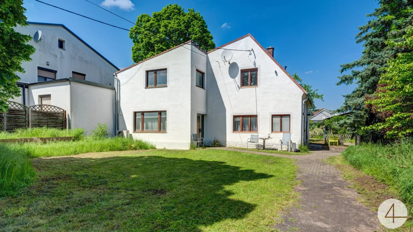 Viel Platz für Ihre Träume - Einfamilienhaus mit großem 934m2 Grundstück ! - Bild 1