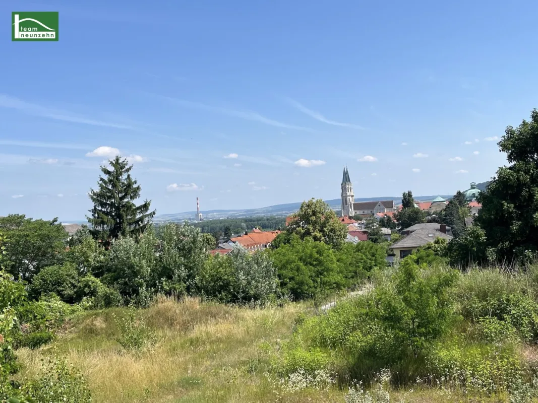 MACHEN SIE IHRER FAMILIE EINE FREUDE - Baugrund (Baurecht) in traumhafter Aussichtslage am Fusse des Wienerwald - Bild 1