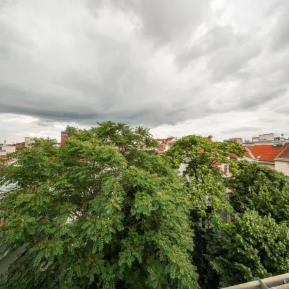 Jetzt investieren – später selbst verwirklichen: Maisonette mit Weitblick, Balkon & Wertsteigerungspotenzial im Herzen von Wieden - Bild 2