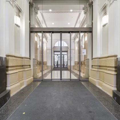 Die Nummer Eins im Ersten! 1.077 m² Bürofläche im prestigeträchtigen Jahrhundertwendehaus! Klimatisiert! Nähe U2 Schottentor! - Bild 3