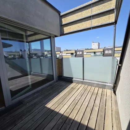 Coole Dachgeschosswohnung mit Terrasse in Holzbauweise - Bild 2