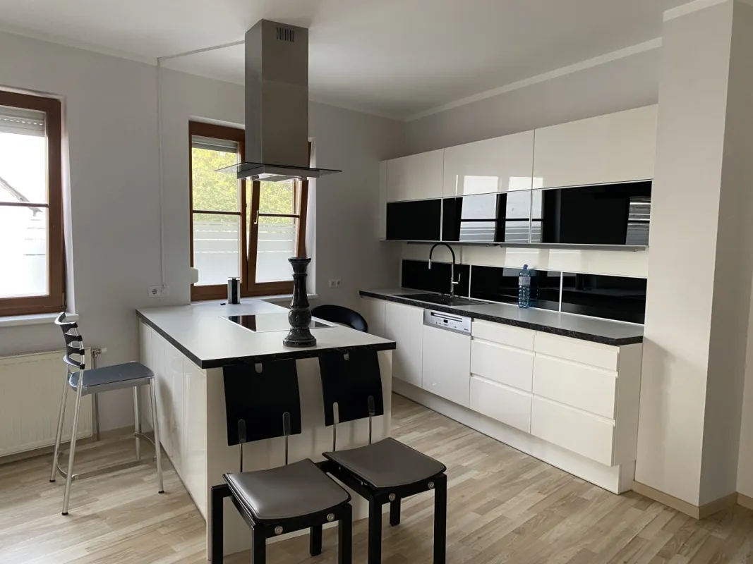 Exquisite Wohnung mit Terrasse im Zentrum von Bad Tatzmannsdorf - Bild 1