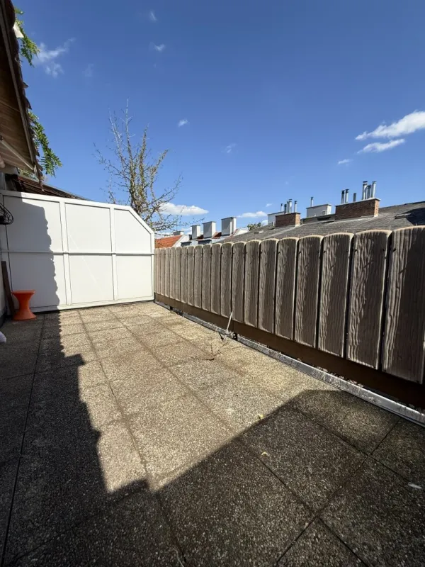 Gepflegte Wohnung nähe AKH mit schöner Terrasse und Loggia - Bild 1