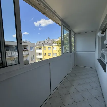 Gepflegte Wohnung nähe AKH mit schöner Terrasse und Loggia - Bild 3
