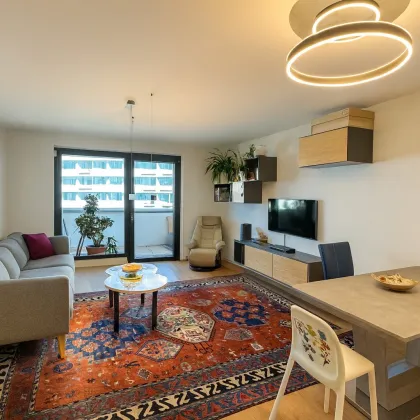 PANORAMABLICK - 3 ZIMMER - ca. 86m² gew. NFL - 6. Liftstock - Balkon - Sauna - Garage - Naherholung WIENER BERG - zukünftige U5-Station - Bild 3