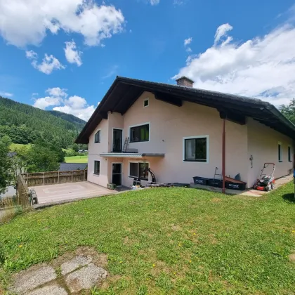 Großzügiges Landhaus im Grünen! - Bild 2