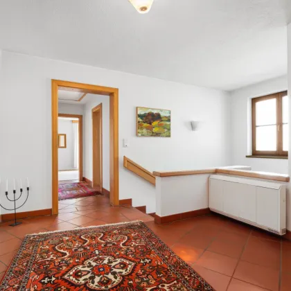 Kaminfeuer & Panoramablick: das Ried von der Terrasse aus genießen - Bild 2