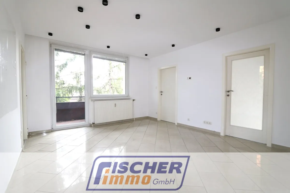 Schöne 3-Zimmer-Wohnung mit ca. 9 m² großen Süd-Loggia in perfekter Lage mit Nähe zu Zentrum und Bahnhof - Bild 1