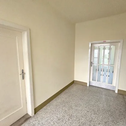 Charmante Altbauwohnung in bester Lage - Baden - Bild 2