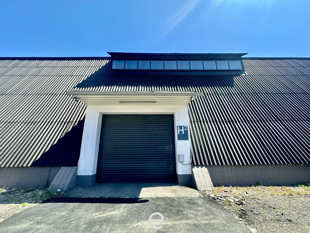 Kleinteilige Lagerhalle in Enns zu vermieten! - Bild 1