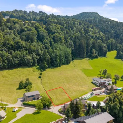 Traumhaftes Baugrundstück in Zwischenwasser mit atemberaubendem Bergblick! - Bild 2