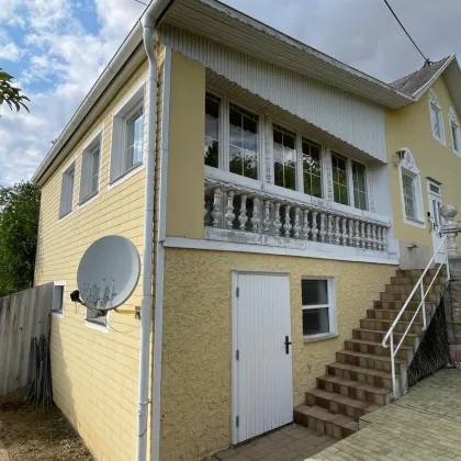 NEUER PREIS!! Entfalten Sie Ihr Traumhaus: Renovierungsbedürftiges Einfamilienhaus in Hausbrunn für 79.000.- € - Bild 2