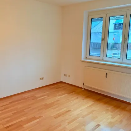 Gratkorn! Modern, gepflegt mit Tiefgarage und Balkon - Bild 3