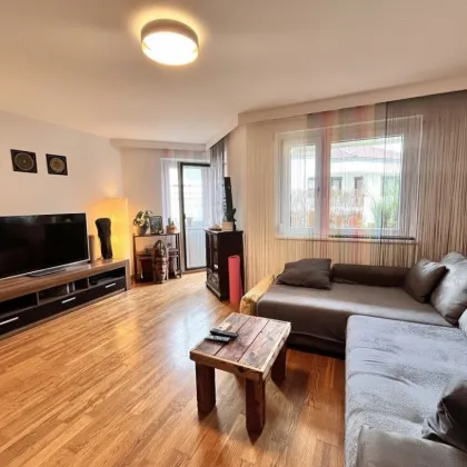perfekt aufgeteilte 3-Zimmer-Wohnung mit Süd-West-Balkon und Garage in Bestlage von Lienz - Bild 2