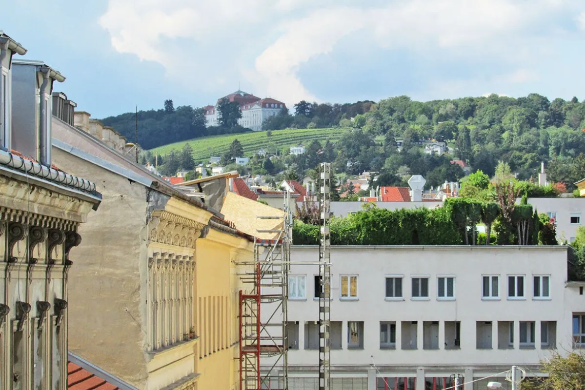 Gepflegte Dachgeschoßwohnung nahe Wilhelminenberg - Bild 1