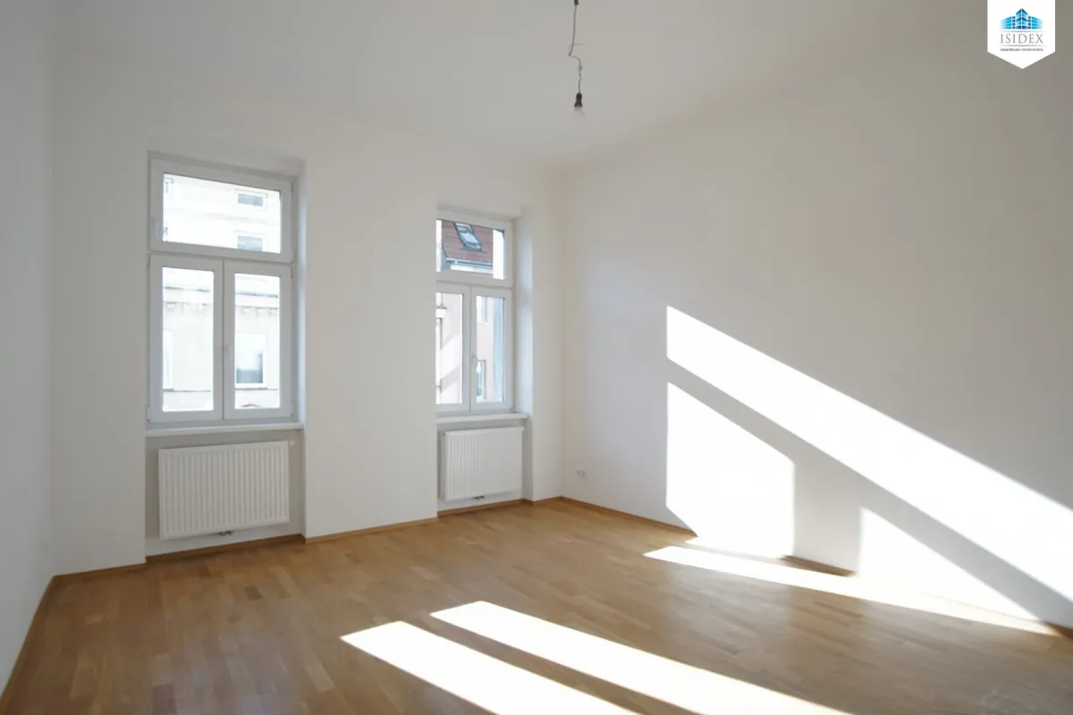 Hochwertig sanierte Altbauwohnung mit Balkon - Bild 1