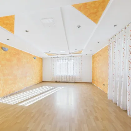 Bieterverfahren: Attraktives Ein-/Mehrfamilienhaus zur Sanierung im Herzen von Amstetten - Bild 2