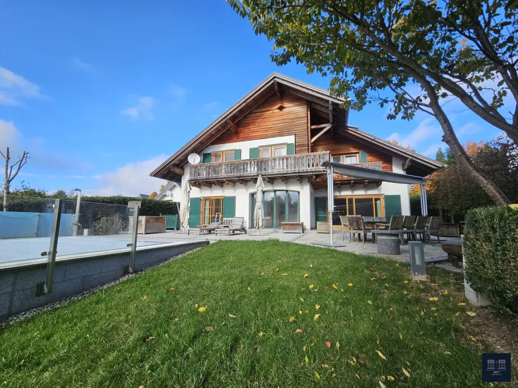 Großzügig & repräsentativ - Exklusives Familienanwesen in Bad Leonfelden - Bild 1