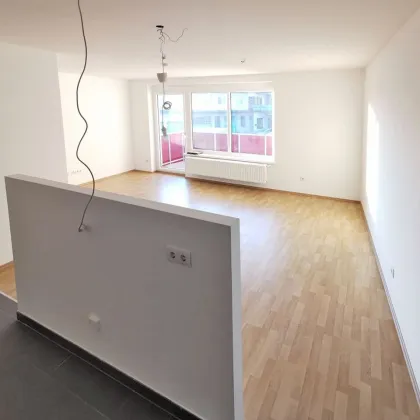 Schöne, hofseitig gelegene Balkonwohnung - Bild 2